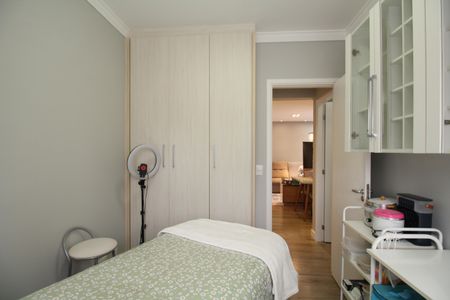 Apartamento para alugar com 69m², 2 quartos e 2 vagasQuarto