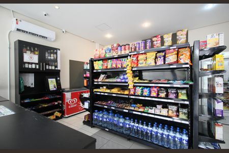 Apartamento para alugar com 69m², 2 quartos e 2 vagasMercado