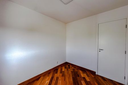 Apartamento para alugar com 109m², 3 quartos e 2 vagasQuarto 2