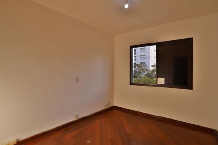 Apartamento à venda com 221m², 3 quartos e 2 vagasQuarto 1