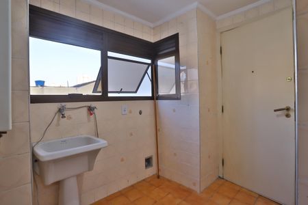 Apartamento à venda com 221m², 3 quartos e 2 vagasLavanderia