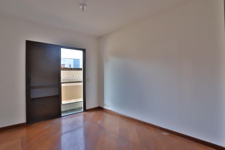 Apartamento à venda com 221m², 3 quartos e 2 vagasQuarto 3