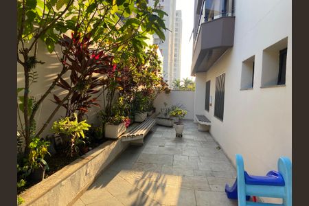 Apartamento à venda com 221m², 3 quartos e 2 vagasÁrea comum