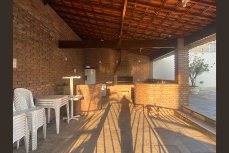 Apartamento à venda com 221m², 3 quartos e 2 vagasChurrasqueira