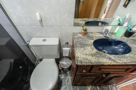 Casa à venda com 61m², 3 quartos e sem vaga Casa à venda com 61m², 3 quartos e sem vagaBanheiro