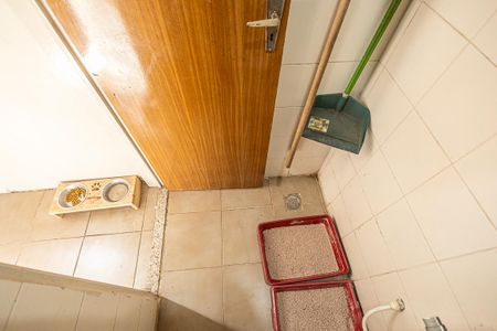 Casa à venda com 61m², 3 quartos e sem vaga Casa à venda com 61m², 3 quartos e sem vagaBanheiro de Serviço