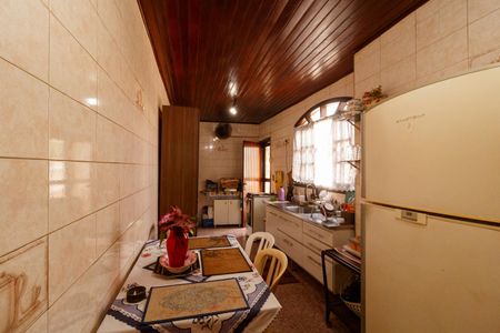 Casa à venda com 120m², 2 quartos e 1 vaga Casa à venda com 120m², 2 quartos e 1 vagaCozinha