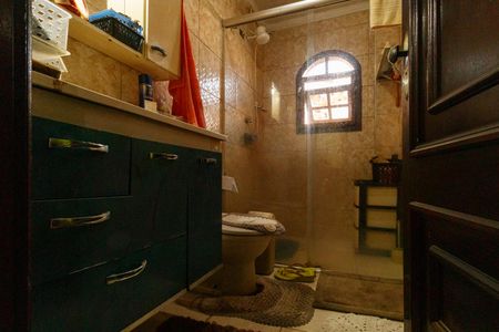 Casa à venda com 120m², 2 quartos e 1 vaga Casa à venda com 120m², 2 quartos e 1 vagaBanheiro