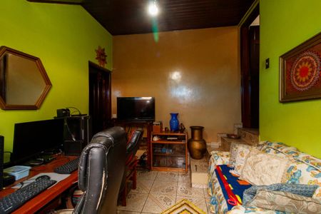 Casa à venda com 120m², 2 quartos e 1 vaga Casa à venda com 120m², 2 quartos e 1 vagaSala