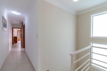 Casa à venda com 170m², 3 quartos e 2 vagasCorredor dos Quartos