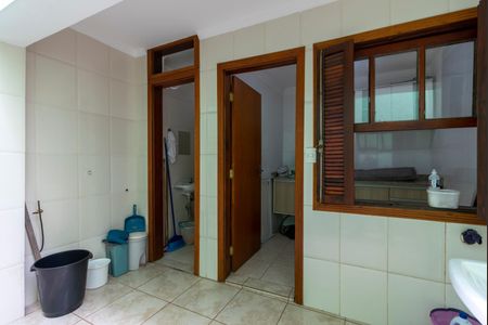 Casa à venda com 170m², 3 quartos e 2 vagasÁrea de Serviço