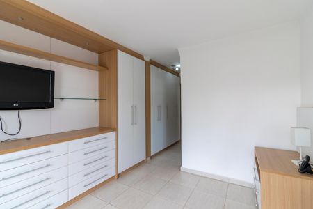 Casa à venda com 170m², 3 quartos e 2 vagasSuíte