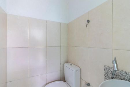 Casa à venda com 170m², 3 quartos e 2 vagasBanheiro Externo