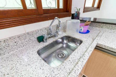 Casa à venda com 170m², 3 quartos e 2 vagasCozinha