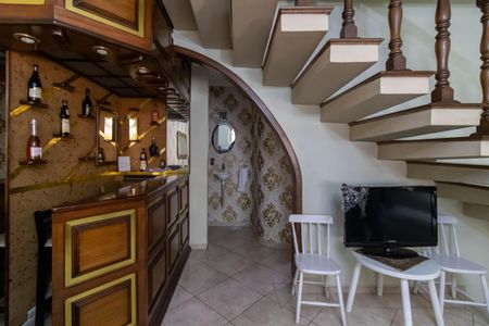 Casa à venda com 270m², 3 quartos e 5 vagasSala