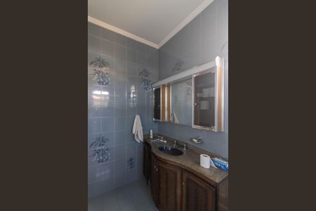 Casa à venda com 270m², 3 quartos e 5 vagasSuíte