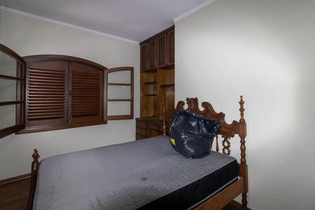 Casa à venda com 270m², 3 quartos e 5 vagasQuarto 2