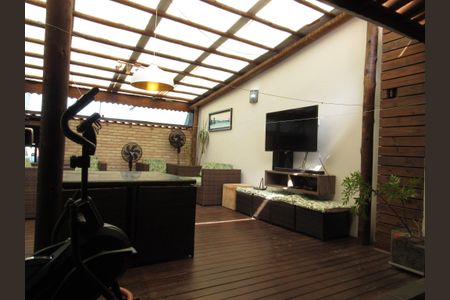 Casa à venda com 198m², 2 quartos e 2 vagasEspaço Gourmet