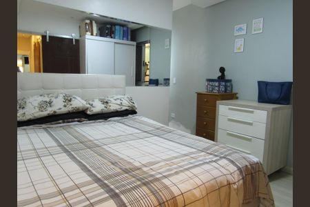 Casa à venda com 198m², 2 quartos e 2 vagasSuíte