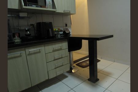 Casa à venda com 198m², 2 quartos e 2 vagasCozinha