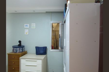 Casa à venda com 198m², 2 quartos e 2 vagasSuíte