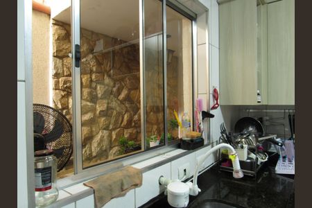 Casa à venda com 198m², 2 quartos e 2 vagasCozinha