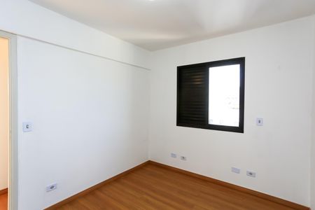 Apartamento para alugar com 72m², 2 quartos e 1 vagaQuarto 2