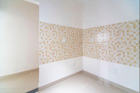 Apartamento à venda com 102m², 2 quartos e 1 vagaCozinha