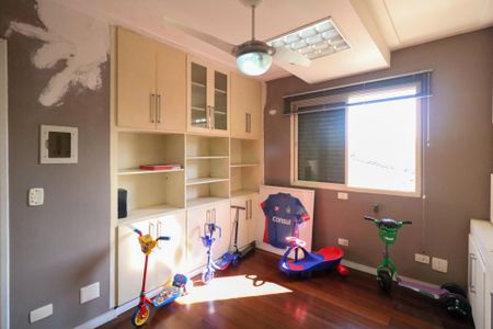 Casa à venda com 235m², 3 quartos e 7 vagasEdícula