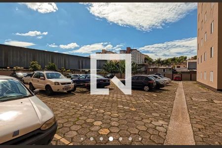 Apartamento à venda com 65m², 2 quartos e 1 vaga Apartamento à venda com 65m², 2 quartos e 1 vagaEstacionamento