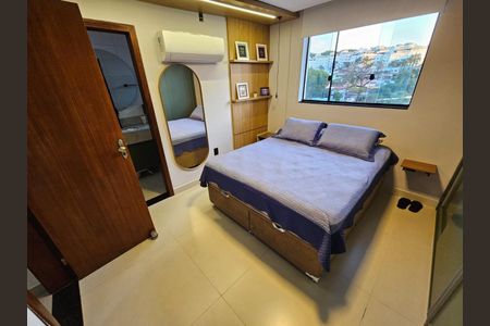 Casa à venda com 120m², 3 quartos e 2 vagas Casa à venda com 120m², 3 quartos e 2 vagasQuarto 2 - Suíte