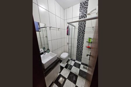 Casa à venda com 120m², 3 quartos e 2 vagas Casa à venda com 120m², 3 quartos e 2 vagasBanheiro 3
