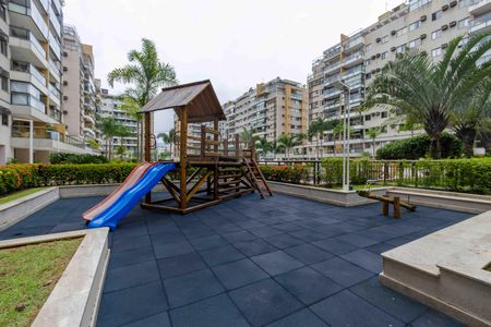 Apartamento à venda com 85m², 3 quartos e 1 vaga Apartamento à venda com 85m², 3 quartos e 1 vagaÁrea comum