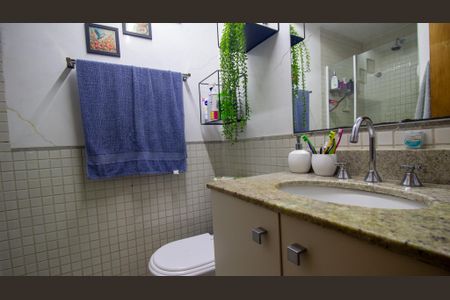 Apartamento à venda com 85m², 3 quartos e 1 vaga Apartamento à venda com 85m², 3 quartos e 1 vagaBanheiro da Suíte