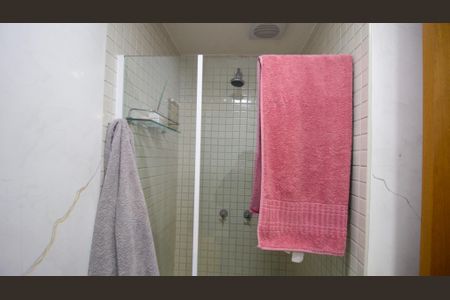 Apartamento à venda com 85m², 3 quartos e 1 vaga Apartamento à venda com 85m², 3 quartos e 1 vagaBanheiro Social