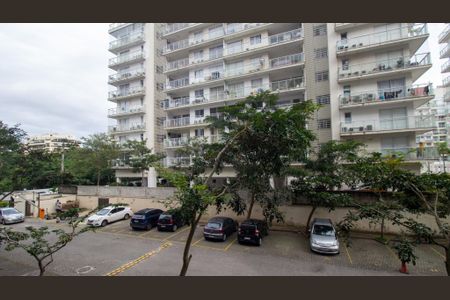 Apartamento à venda com 85m², 3 quartos e 1 vaga Apartamento à venda com 85m², 3 quartos e 1 vagaVista da Sala