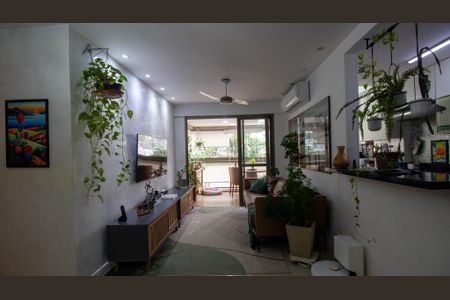 Apartamento à venda com 85m², 3 quartos e 1 vaga Apartamento à venda com 85m², 3 quartos e 1 vagaSala