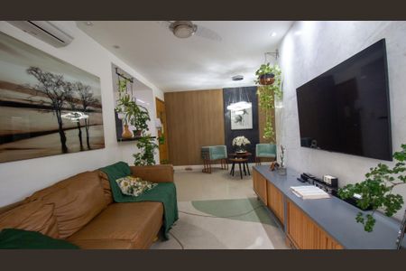 Apartamento à venda com 85m², 3 quartos e 1 vaga Apartamento à venda com 85m², 3 quartos e 1 vagaSala