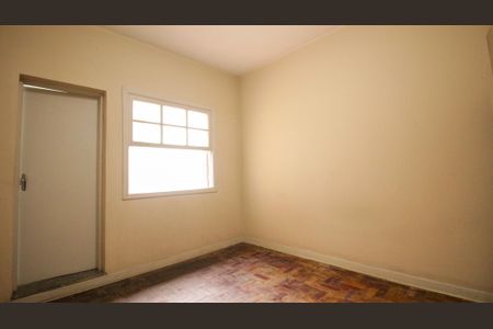 Casa à venda com 106m², 2 quartos e 2 vagas Casa à venda com 106m², 2 quartos e 2 vagasSuíte