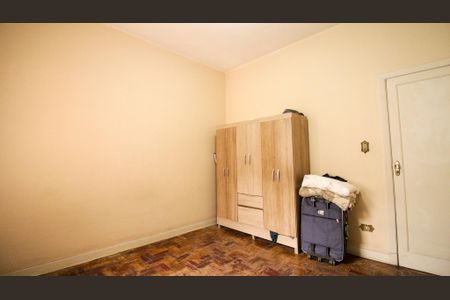 Casa à venda com 106m², 2 quartos e 2 vagas Casa à venda com 106m², 2 quartos e 2 vagasSuíte