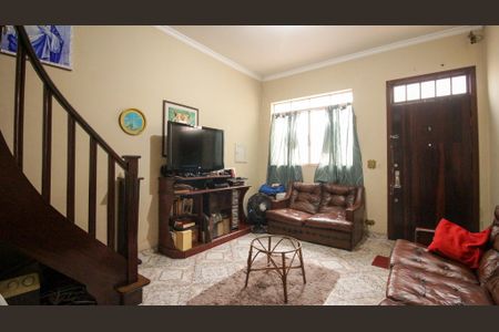 Casa à venda com 106m², 2 quartos e 2 vagas Casa à venda com 106m², 2 quartos e 2 vagasSala