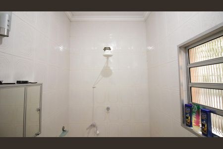 Casa à venda com 106m², 2 quartos e 2 vagas Casa à venda com 106m², 2 quartos e 2 vagasBanheiro