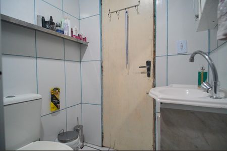 Casa à venda com 60m², 2 quartos e 1 vagaBanheiro Social