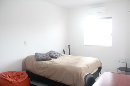 Casa à venda com 249m², 4 quartos e 4 vagasQuarto 2