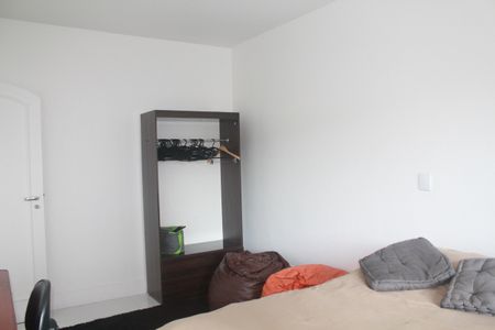 Casa à venda com 249m², 4 quartos e 4 vagasQuarto 2