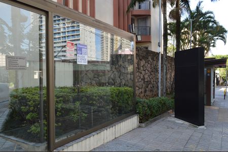 Apartamento à venda com 70m², 2 quartos e 1 vagaFachada e Plaquinha