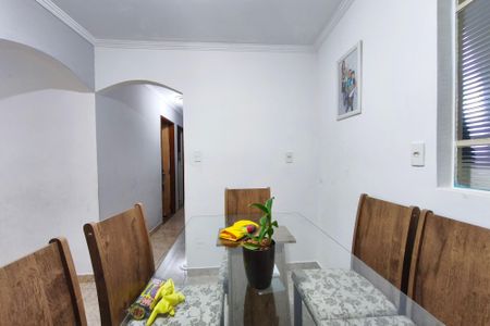 Casa para alugar com 128m², 3 quartos e 2 vagas Casa para alugar com 128m², 3 quartos e 2 vagasSala de Jantar