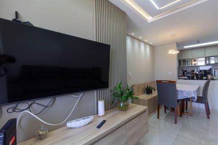 Apartamento à venda com 60m², 3 quartos e 2 vagas Apartamento à venda com 60m², 3 quartos e 2 vagasSala