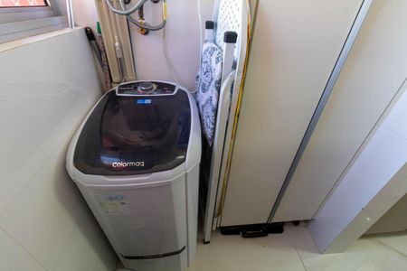 Apartamento à venda com 60m², 3 quartos e 2 vagas Apartamento à venda com 60m², 3 quartos e 2 vagasÁrea de Serviço