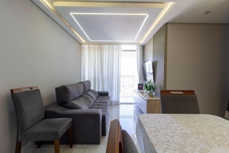 Apartamento à venda com 60m², 3 quartos e 2 vagas Apartamento à venda com 60m², 3 quartos e 2 vagasSala